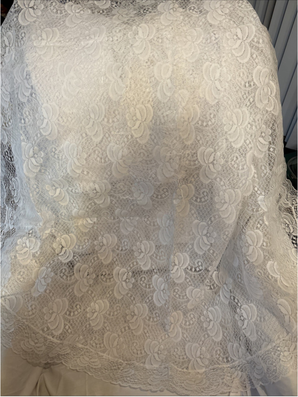 Lace White Round Table Cloth 80”